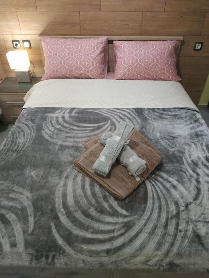 G M 1 Rooms Kentro In The Heart Of The City 라리사 외부 사진